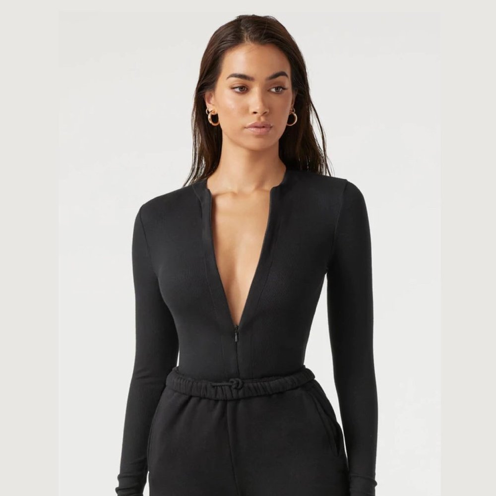 NWT, Joah Brown Invisible Zip Long Sleeve, Black Flexrib,, XS/S